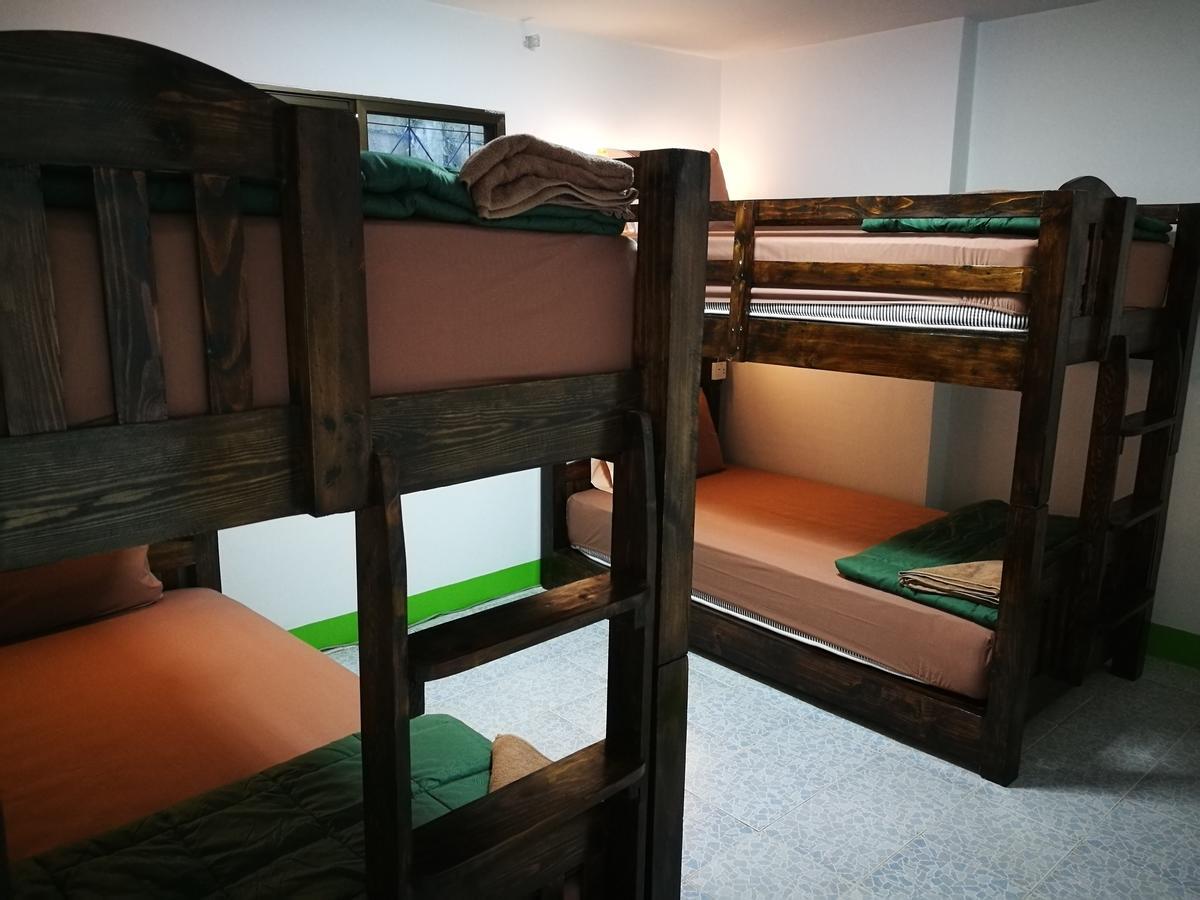 Stay With Jame Hostel Chiang Mai Extérieur photo